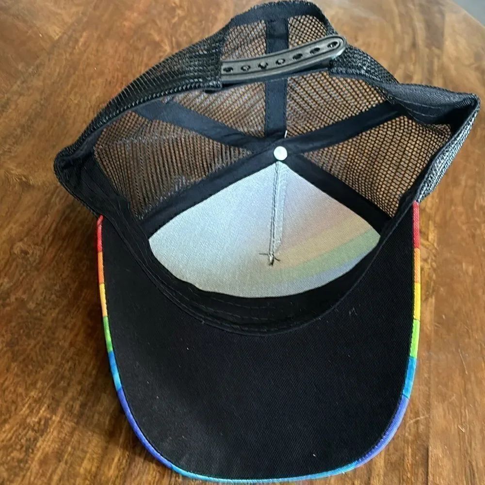 Pride SnapBack trucker hat - Picture 4 of 4